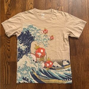 Uniqlo x Pokémon Magikarp tshirt size XS